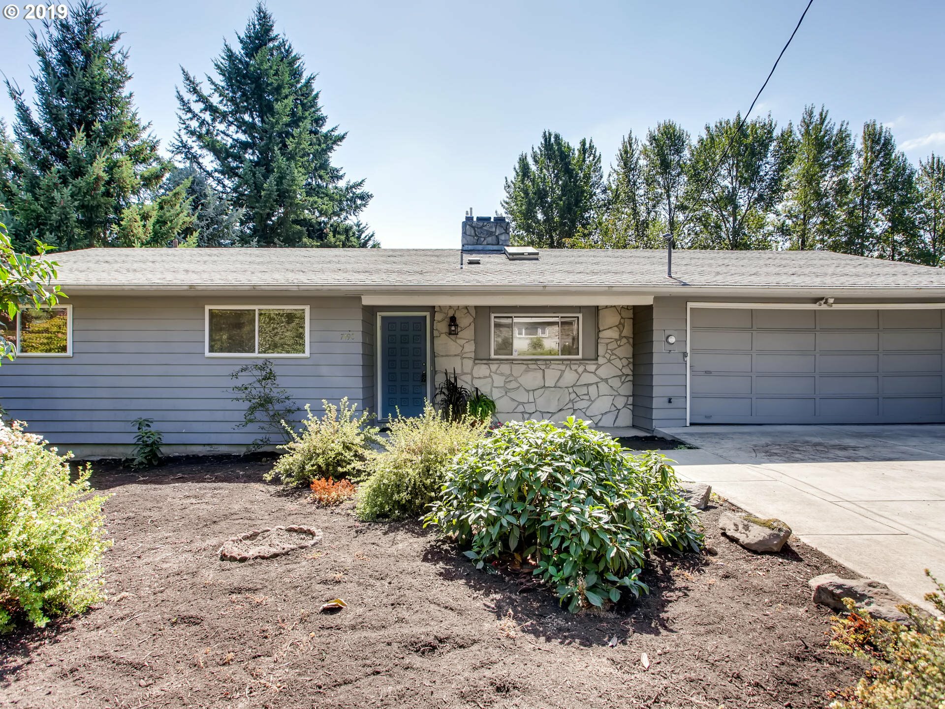 Property Photo:  7490 SW Cherry Dr  OR 97223 