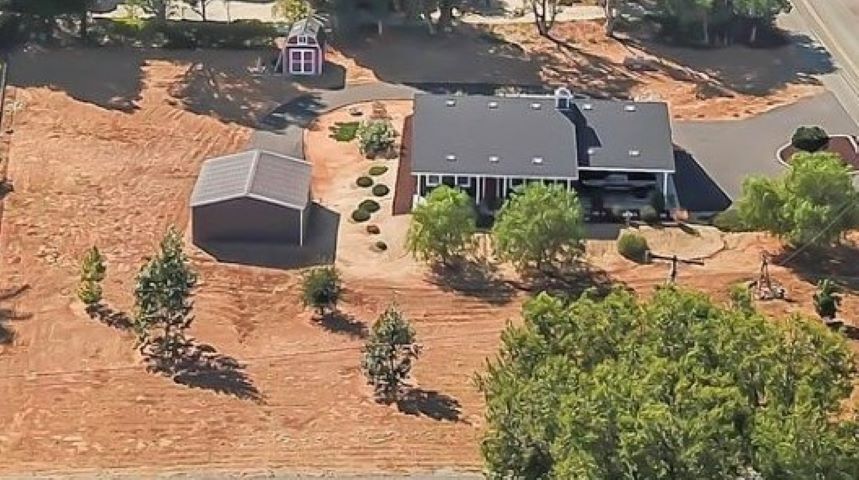 Property Photo:  1939 Calmin Dr  CA 92028 