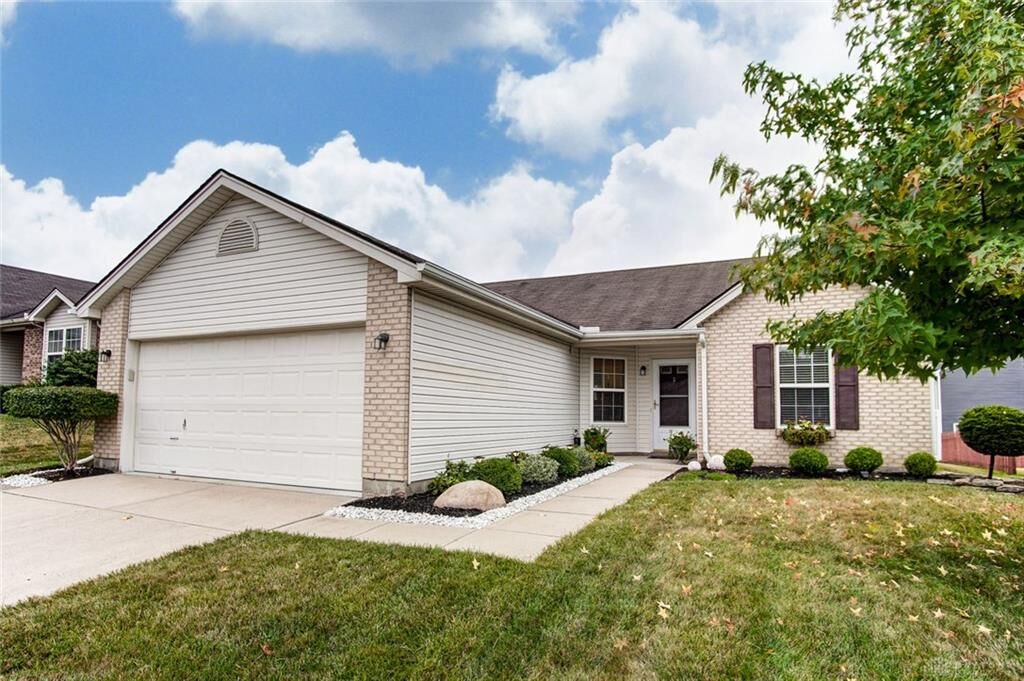 Property Photo: 4416 Hawk Watch Way OH 45424