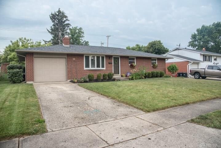 Property Photo: 729 Barbara Drive OH 45371