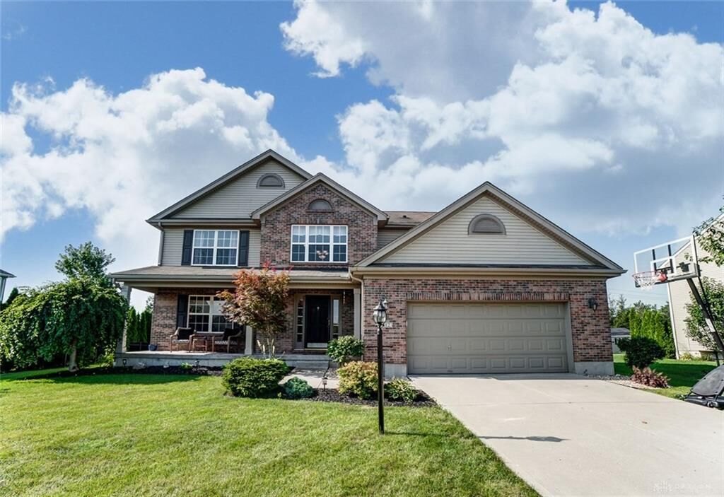 Property Photo: 1212 Foxcroft Court OH 45414