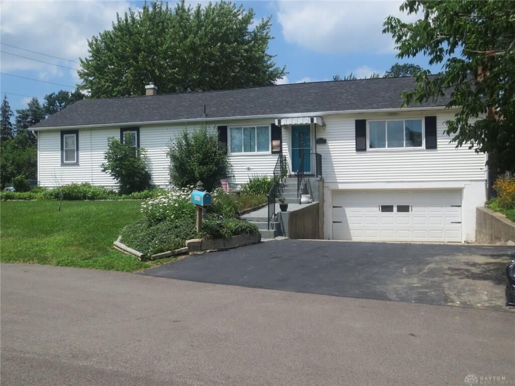 Property Photo: 4332 Marshall Road OH 45429