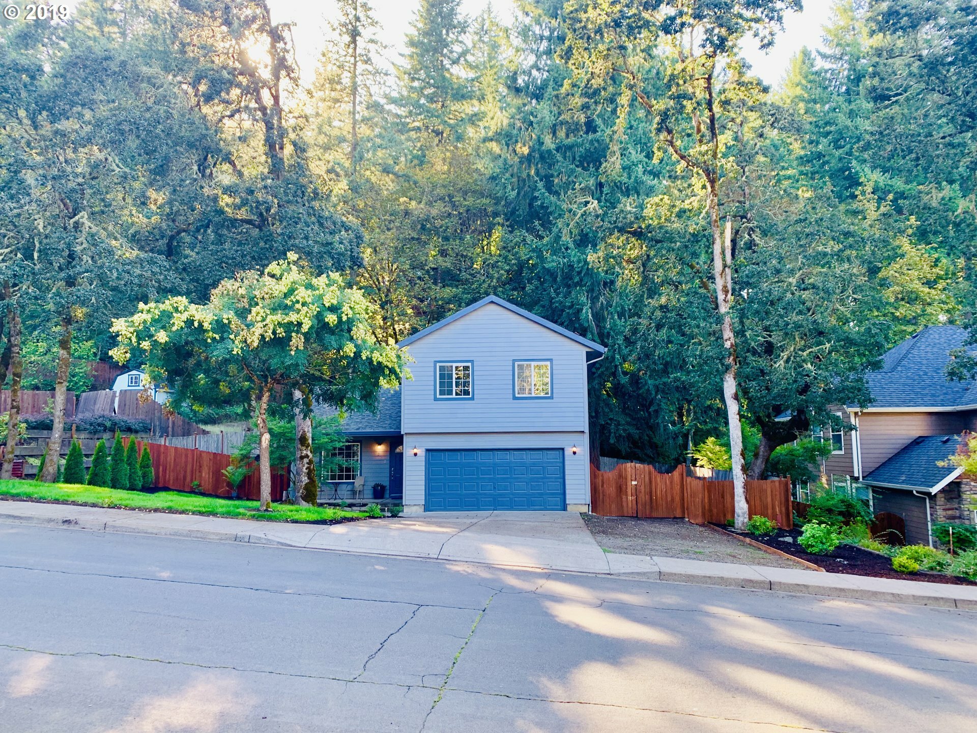 Property Photo: 572 S 67th St OR 97478