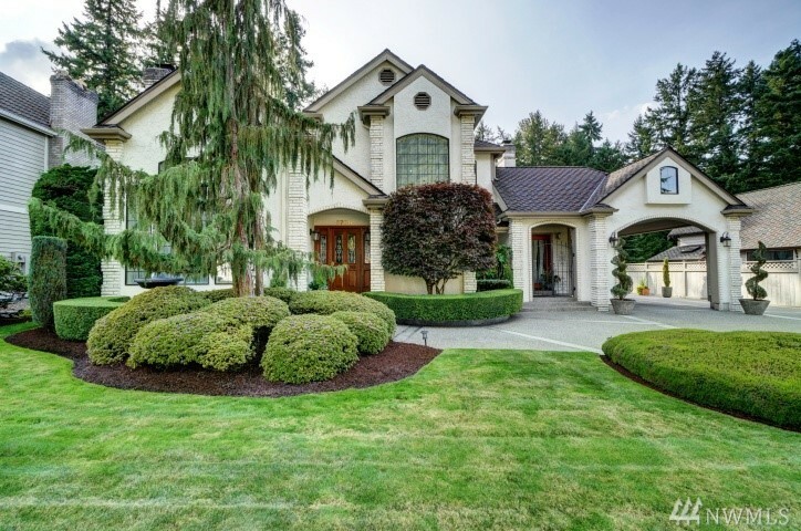 Property Photo: 3708 21st St SE WA 98374