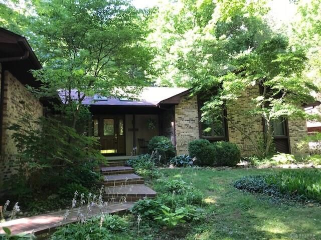 Property Photo:  2051 Settlers Trail  OH 45377 