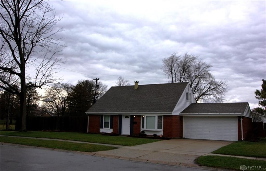 Property Photo:  301 Hargrove Drive  OH 45322 