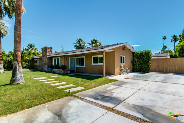 Property Photo:  460 N Sunset Way  CA 92262 