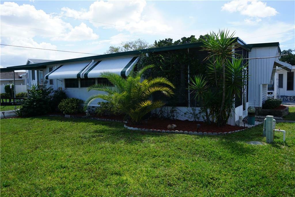 Property Photo:  153 Americana Court NE  FL 33702 