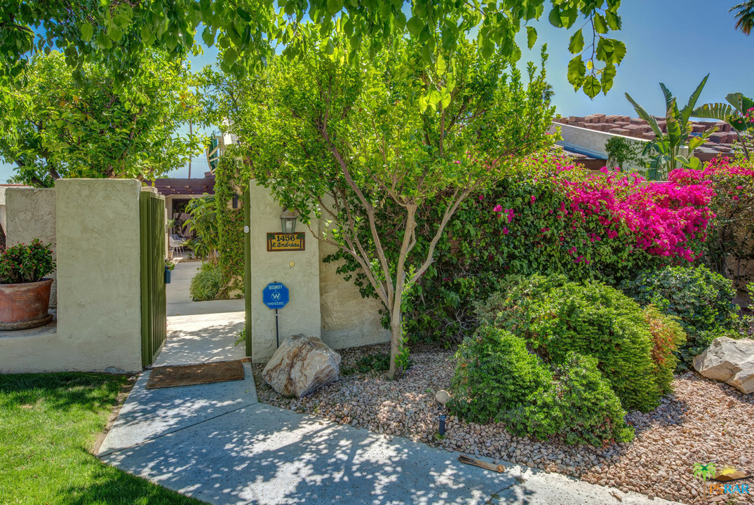 1456 E Andreas Road  Palm Springs CA 92262 photo