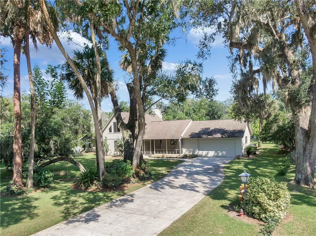 Property Photo:  28100 Tammi Drive  FL 32778 