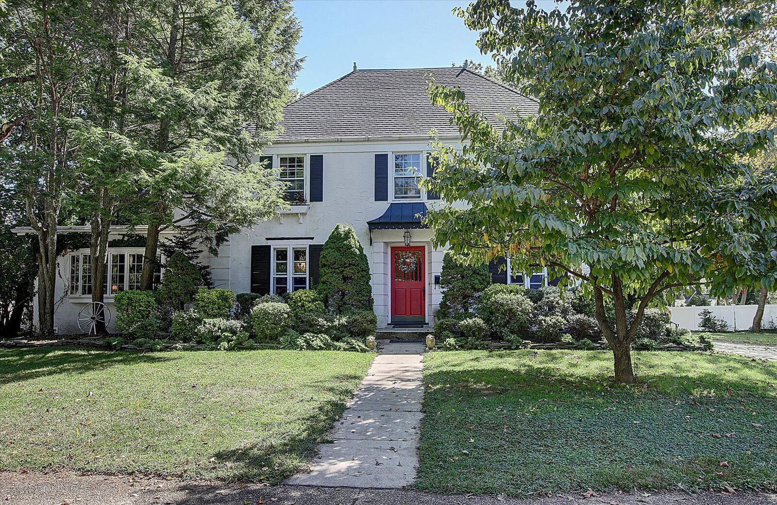 Property Photo:  75 Garden Road  NJ 07739 