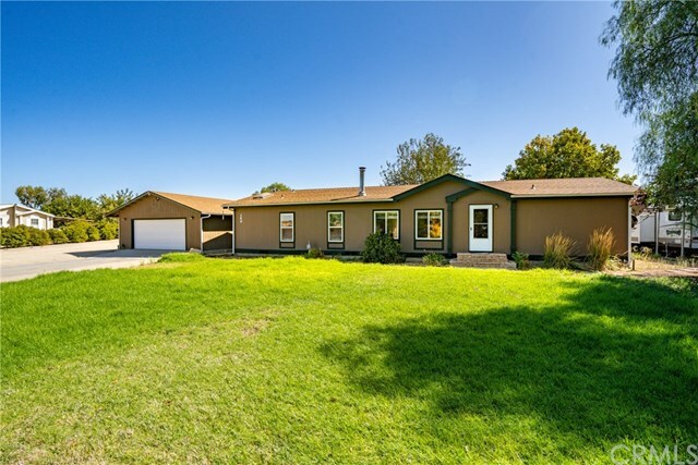 Property Photo:  140 Whitley Gardens Drive  CA 93446 