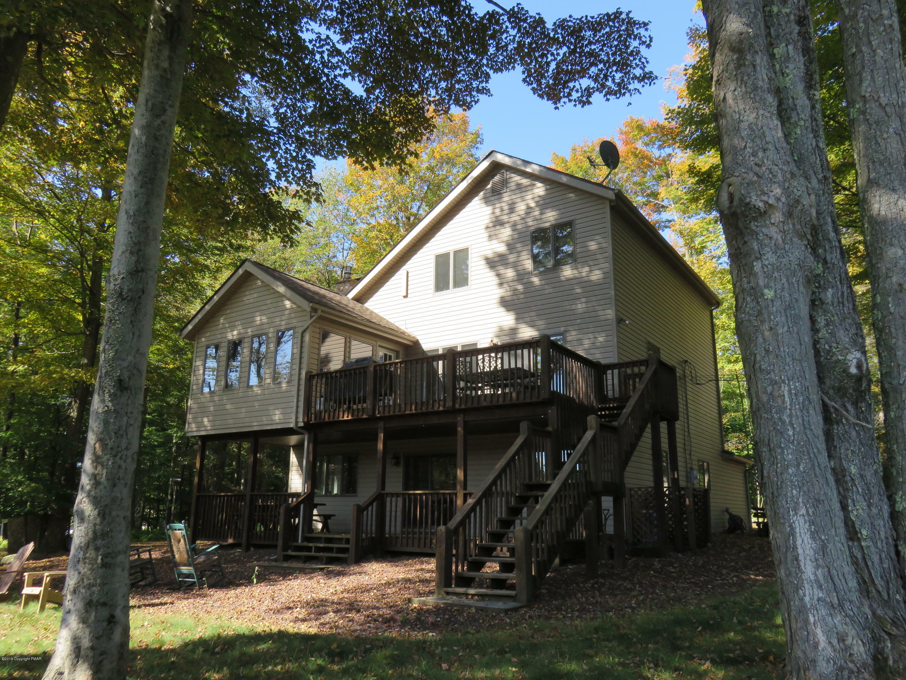 Property Photo:  106 Ingrid Drive  PA 18424 