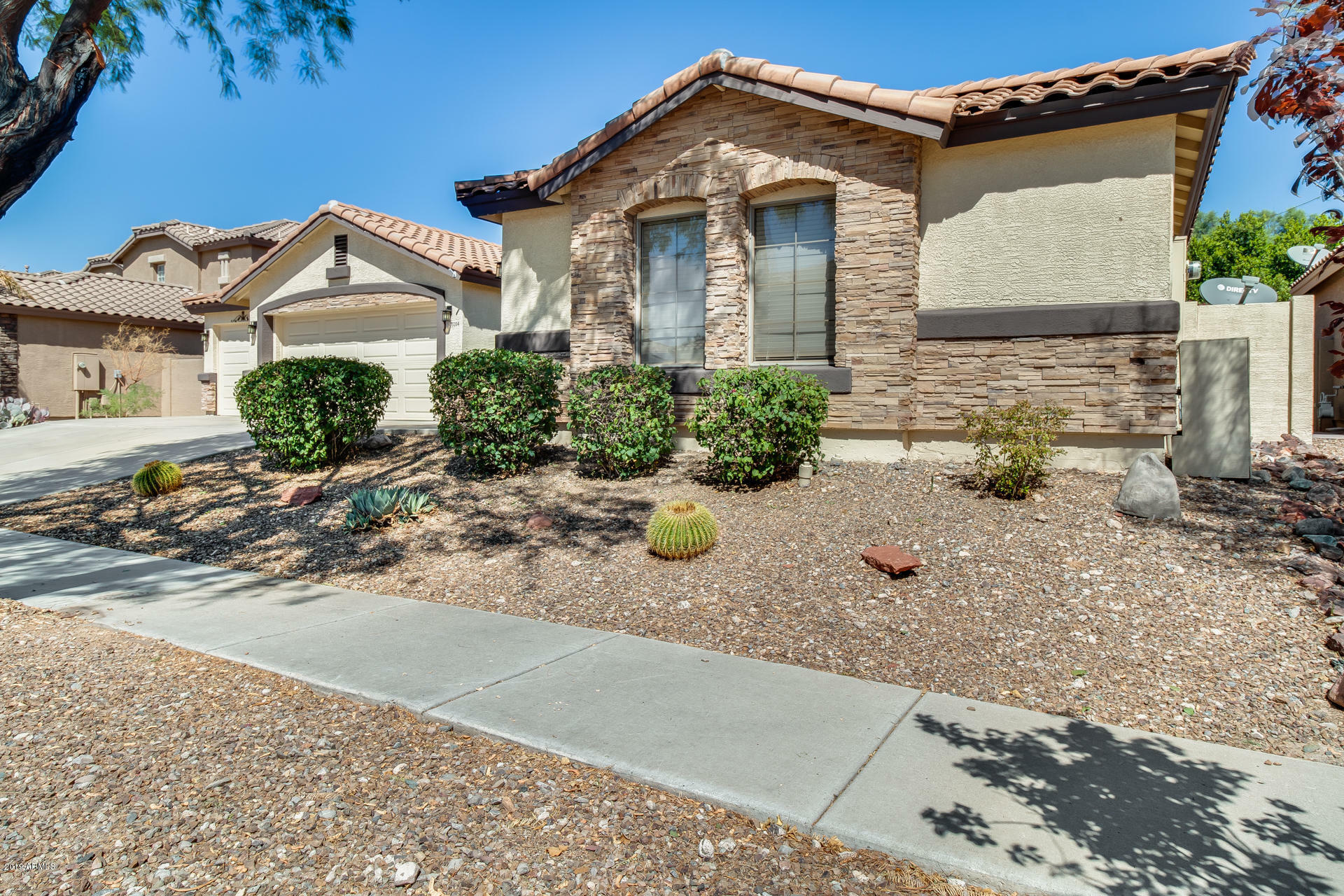 Property Photo:  3204 W Quail Track Drive  AZ 85083 