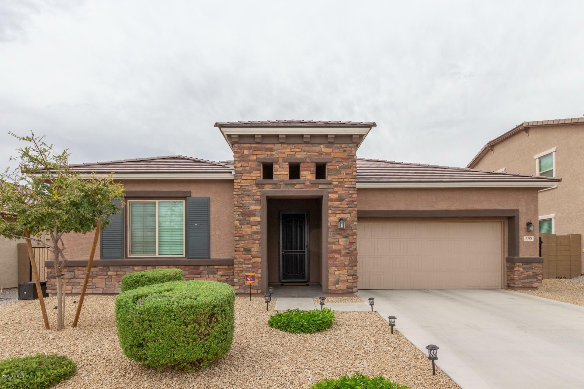 Property Photo:  692 N 157th Drive  AZ 85338 