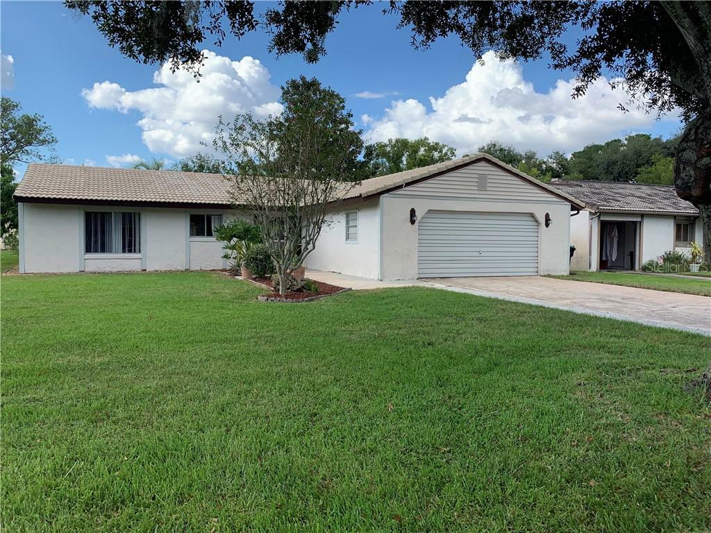 Property Photo:  10406 Kingbrook Lane  FL 32821 