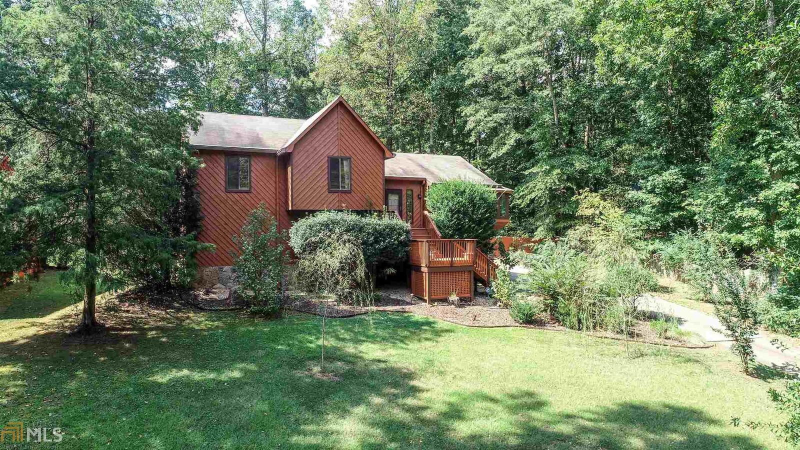 Property Photo: 307 Shire Way GA 30044