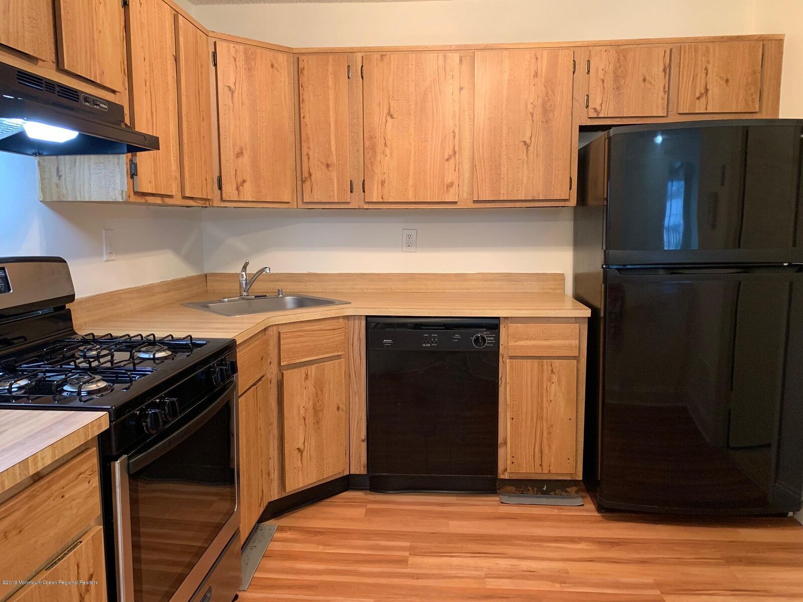 Property Photo:  25 Frontier Way  NJ 07753 