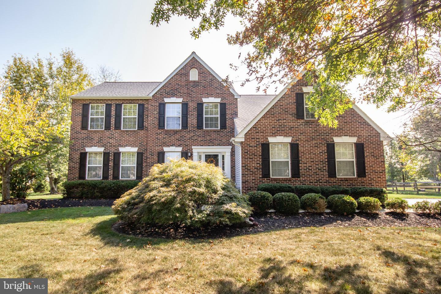 Property Photo: 442 Hidden Oaks Drive PA 19067