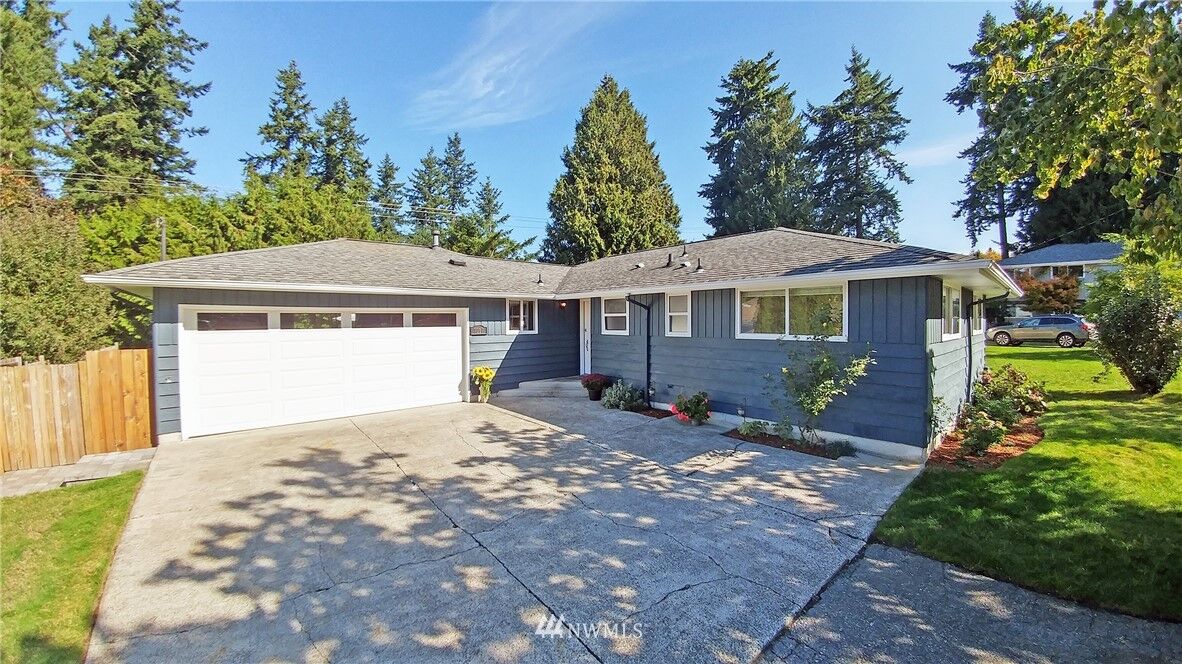 Property Photo:  7017  176th Place SW  WA 98026 