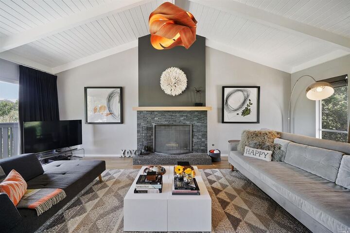 33 Bonnie Brae Drive  San Rafael CA 94901 photo