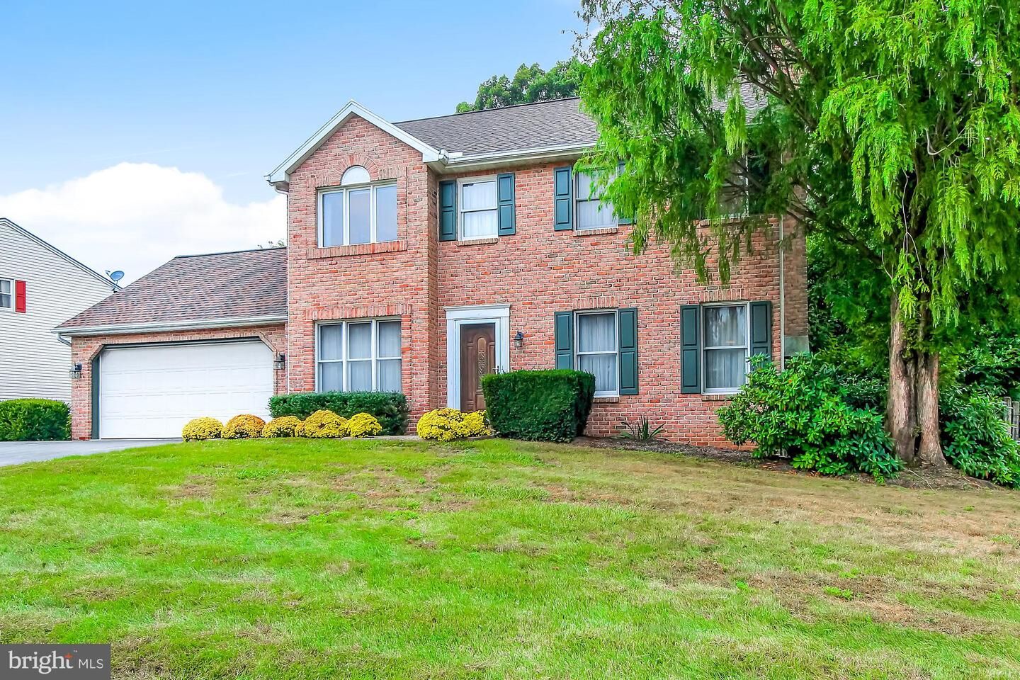 Property Photo: 100 Tamarack Boulevard PA 19510