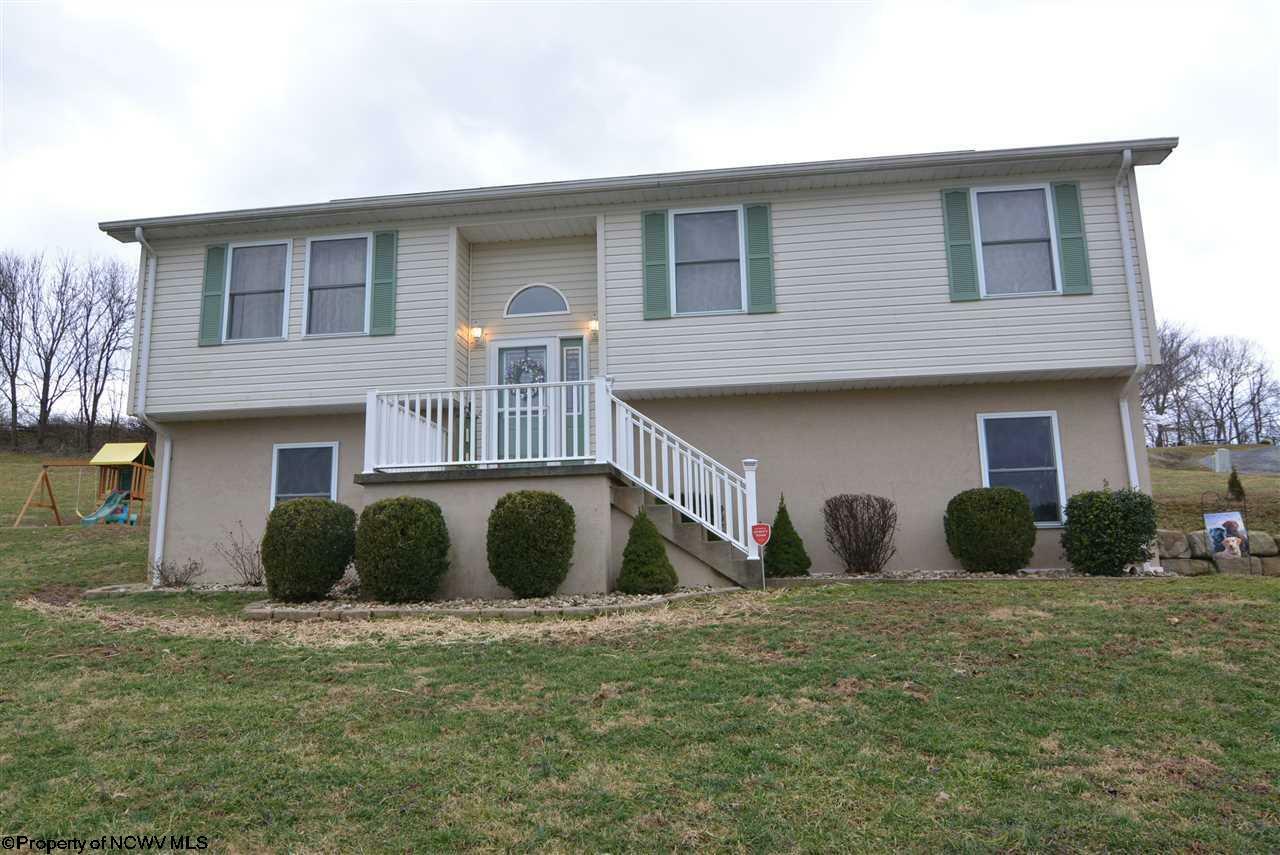 Property Photo:  15 Lucy Lane  WV 26501-5842 