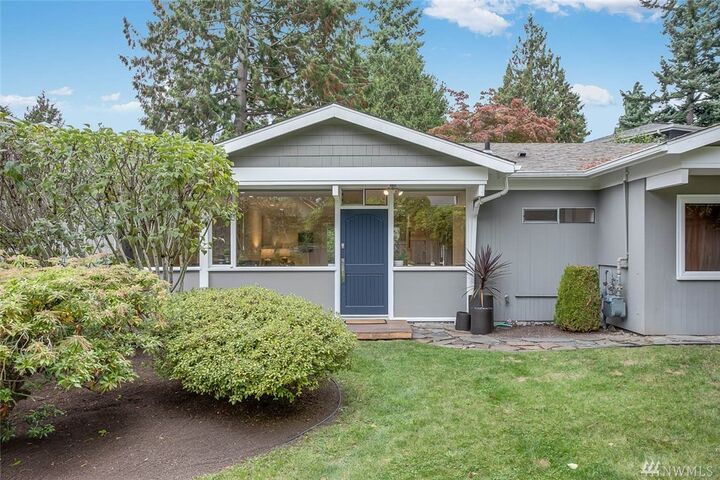 2954 72nd Ave SE  Mercer Island WA 98040 photo