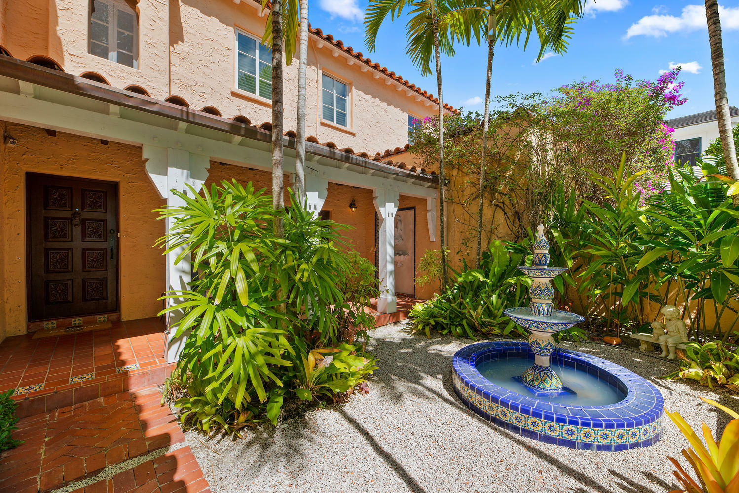 Property Photo:  223 Sunset Road  FL 33405 