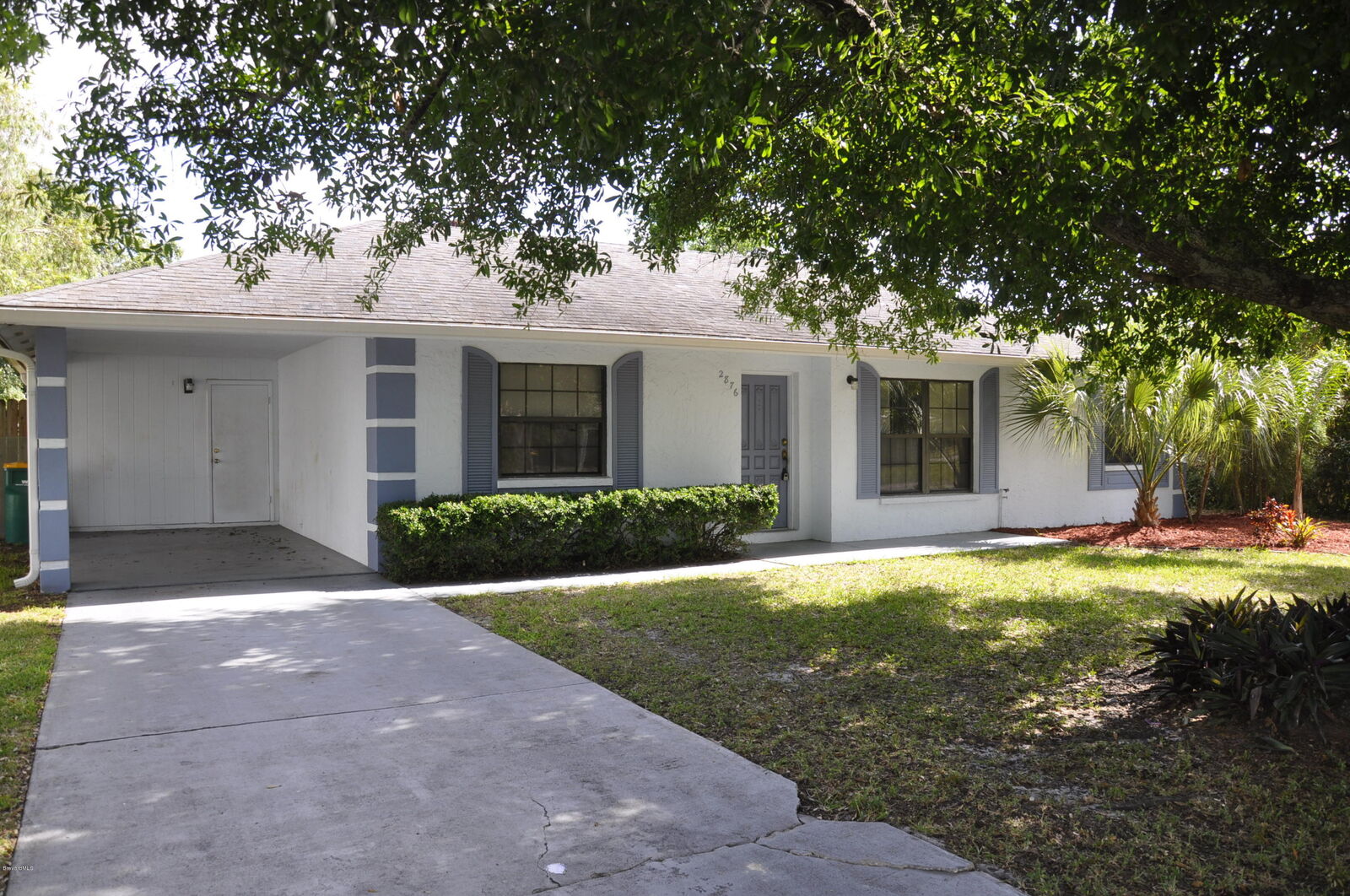 Property Photo: 2876 Plaza Way FL 32935