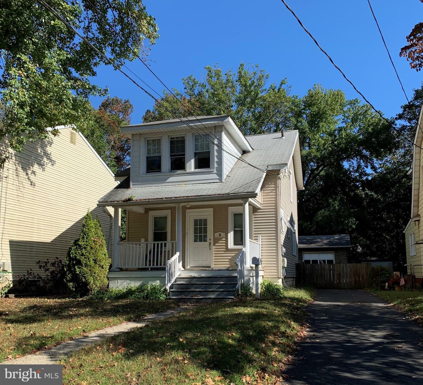 Property Photo:  15 Manor Avenue  NJ 08107 