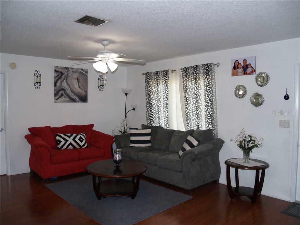 Property Photo:  1191 Vernon Avenue  FL 33948 