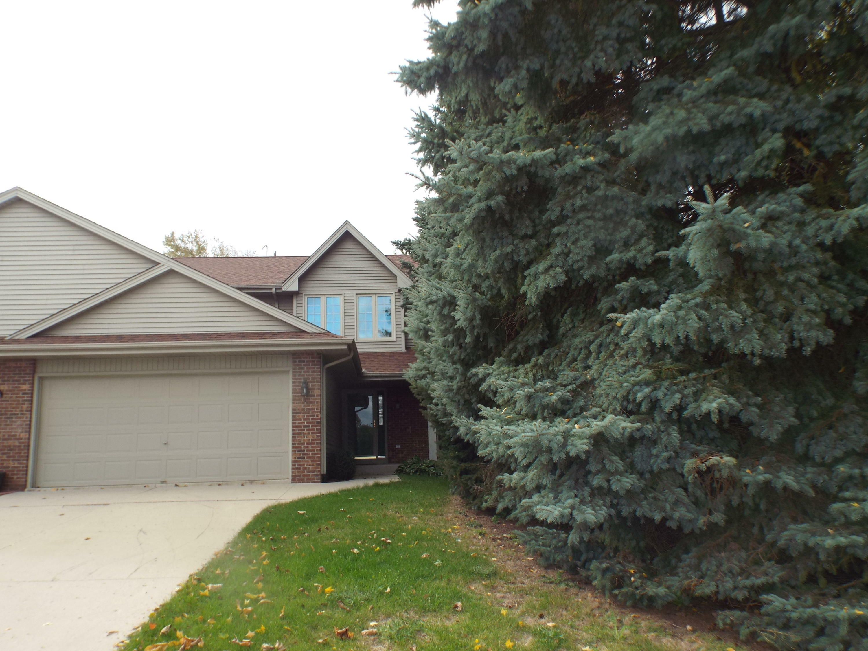 Property Photo:  1912 Sylvan Way  WI 53095 