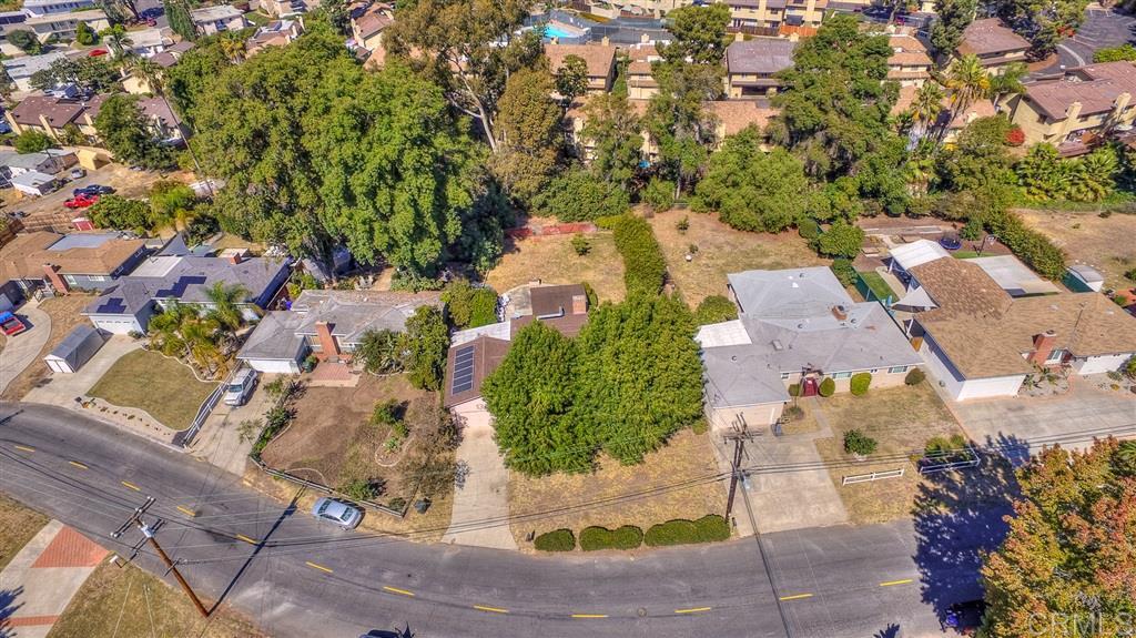 Property Photo: 946 Tiger Tail Rd CA 92084