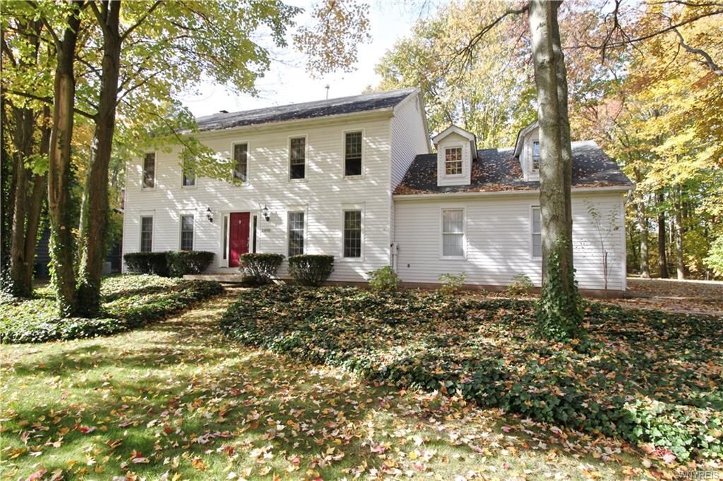 Property Photo:  5498 Forest Hill Road  NY 14094 