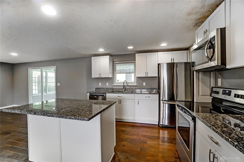 Property Photo: 7000 Montague Road OH 45424