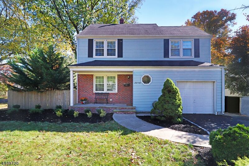 Property Photo:  2258 Mountain Ave  NJ 07076 