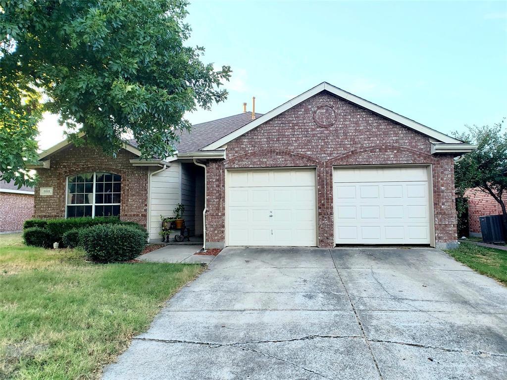 Property Photo: 333 Tanglewood Place TX 75068