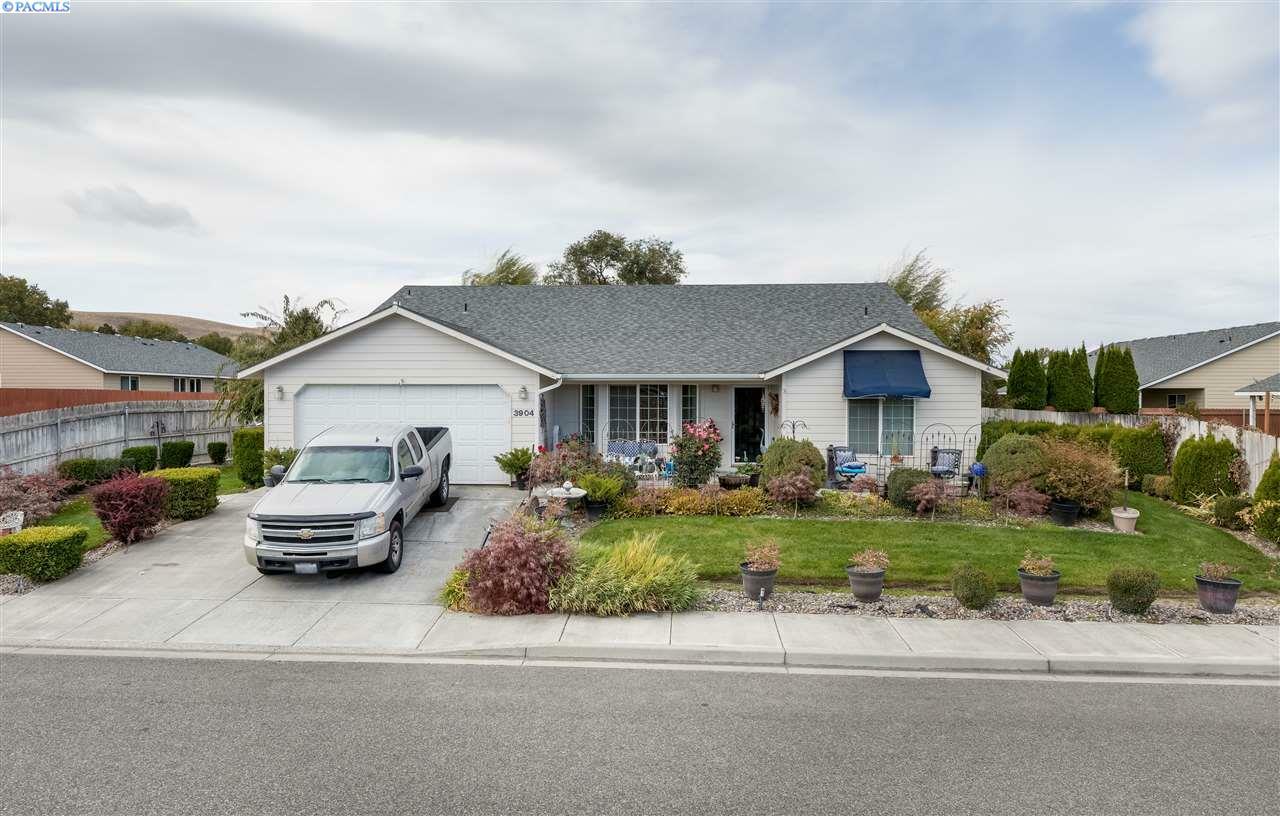 Property Photo:  3904 S Quincy Place  WA 99337 