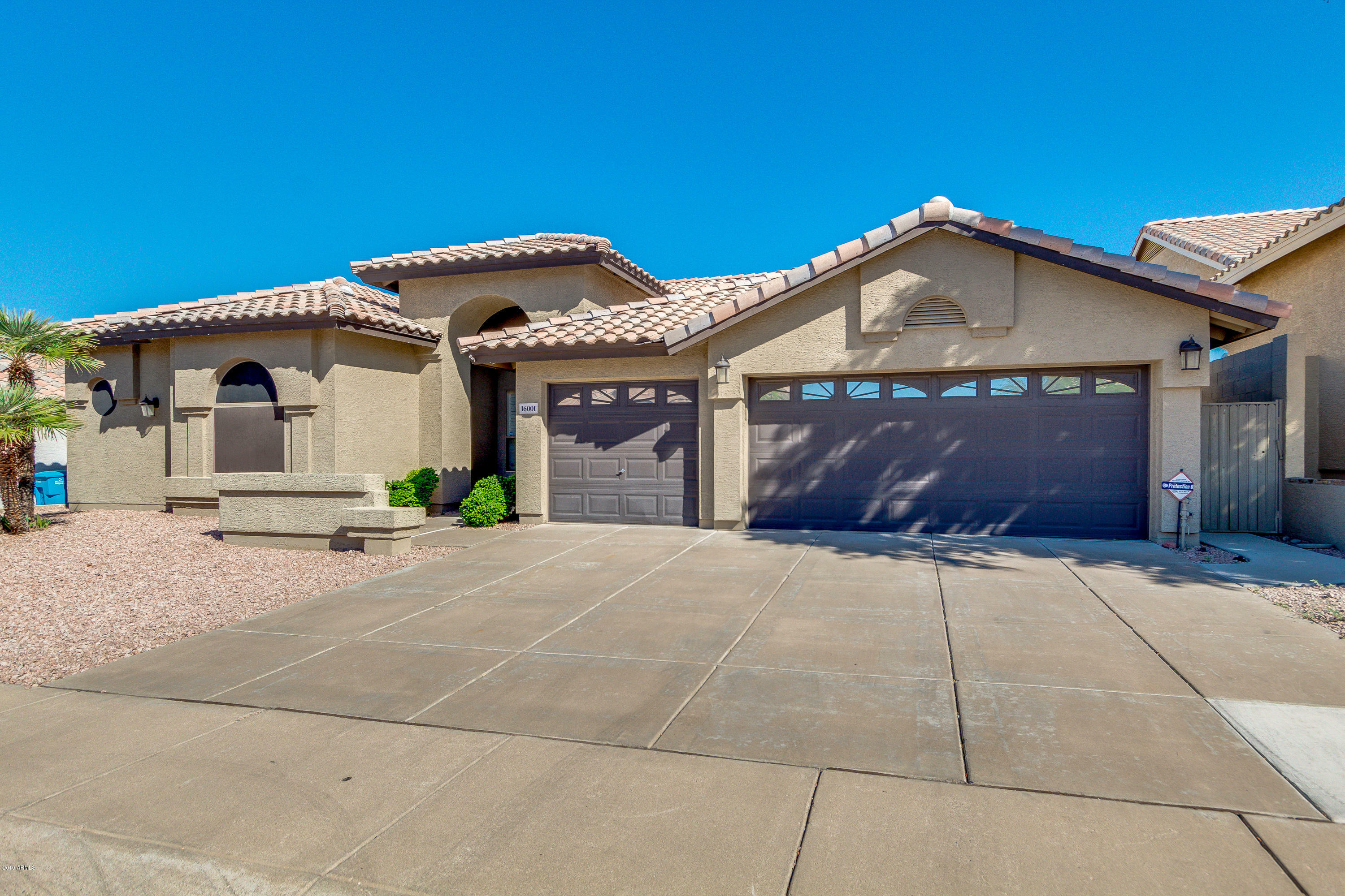 Property Photo:  16001 N 17th Way  AZ 85022 