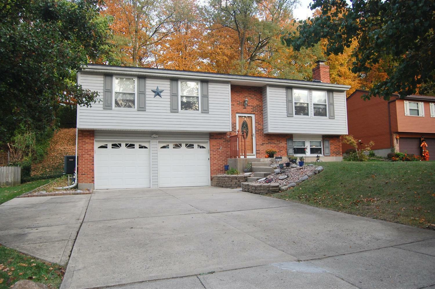 2773 Mapletree Ct  Reading OH 45236 photo