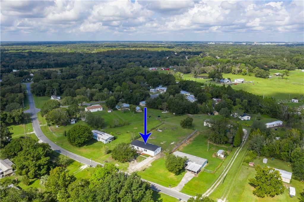 Property Photo:  1623 Lunn Woods Trail  FL 33811 