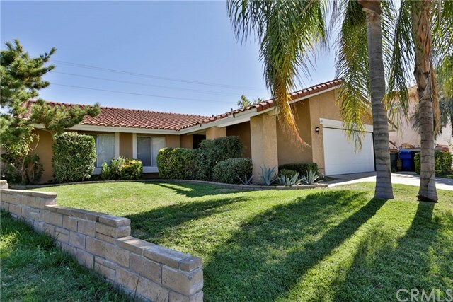 Property Photo:  2695 La Veta Street  CA 92404 