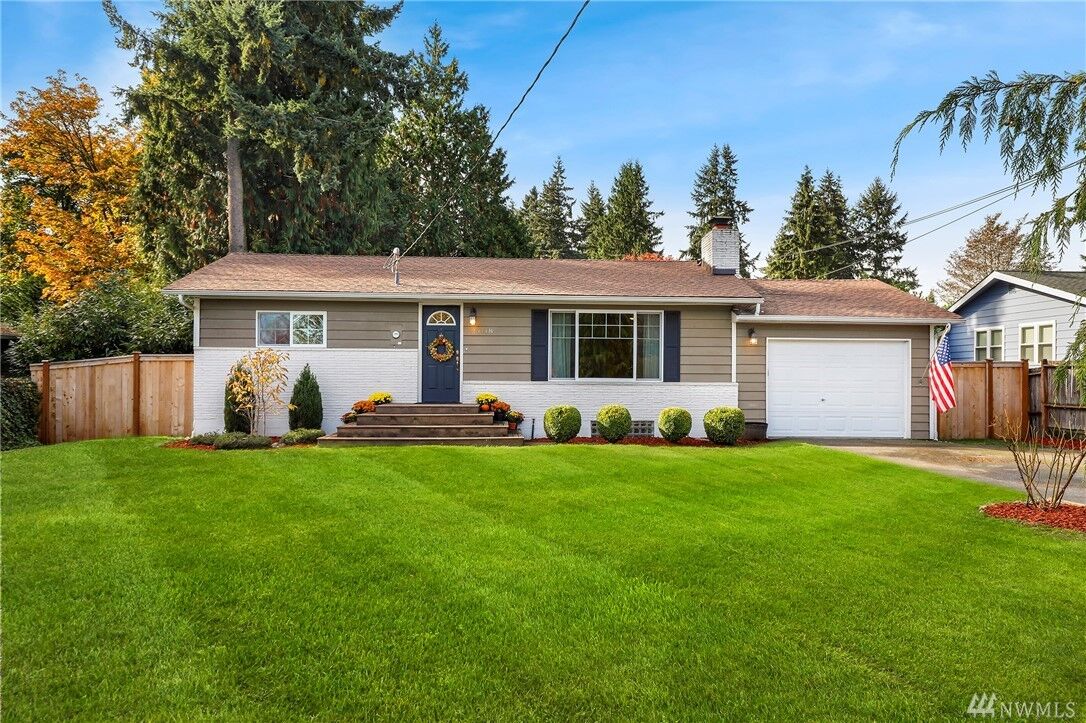 Property Photo: 24118 2nd Place W WA 98021