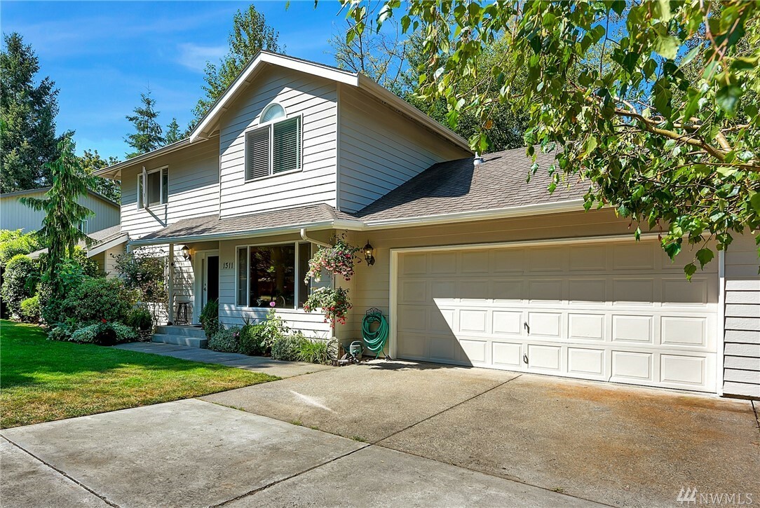 Property Photo:  1311 Clearbrook Dr  WA 98226 