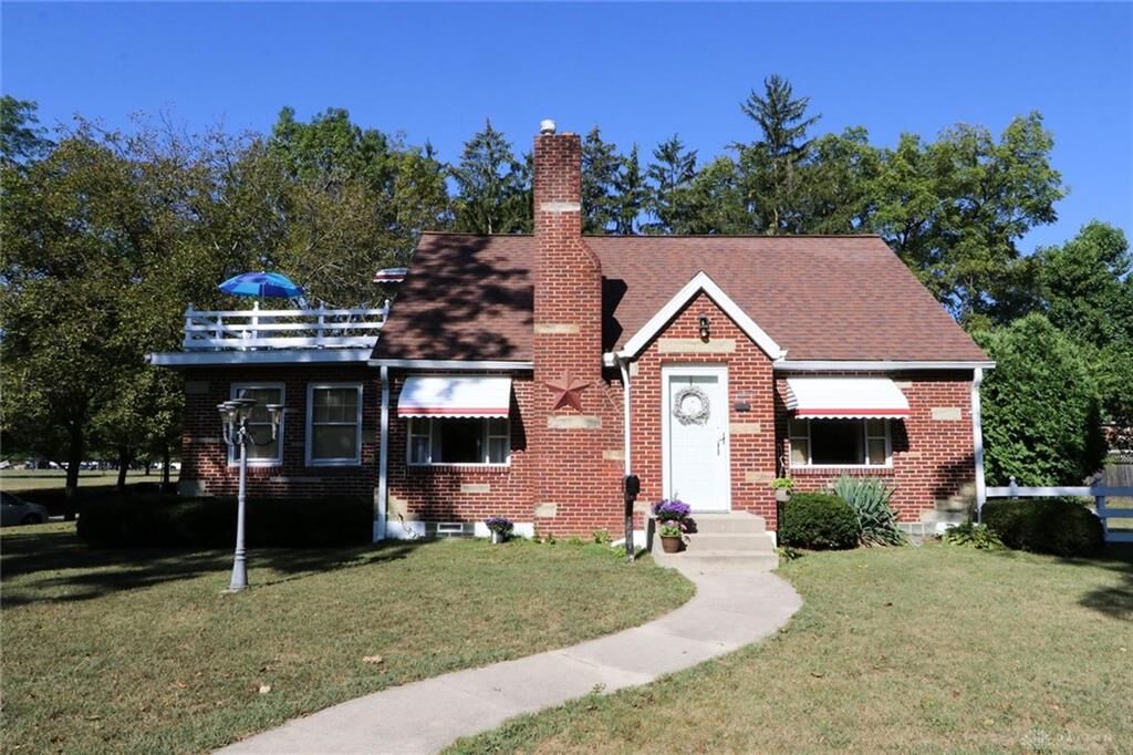 Property Photo: 1507 N Fountain Boulevard OH 45504