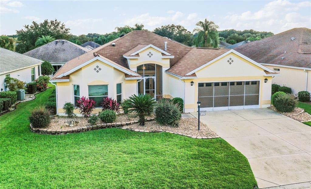 Property Photo:  7222 SE 171st Pond Lane  FL 32162 