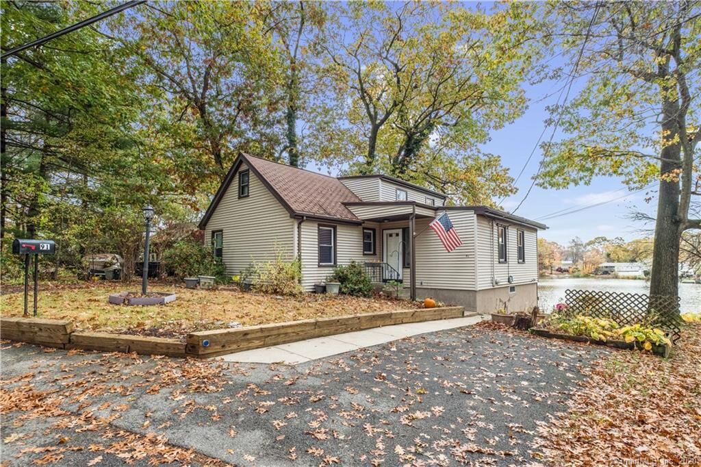 Property Photo:  91 Phipps Drive  CT 06516 