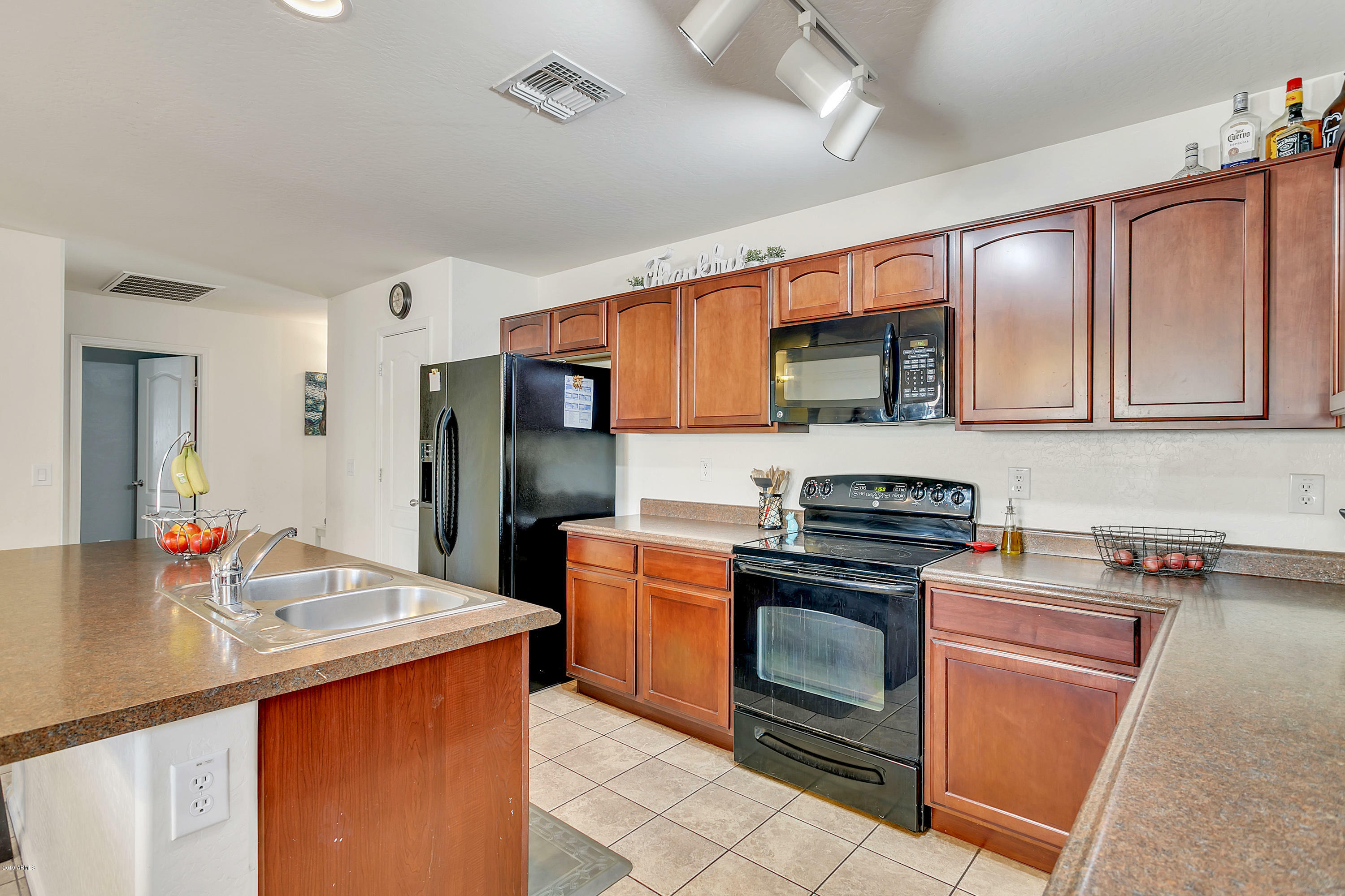 Property Photo:  10308 W Hilton Avenue  AZ 85353 