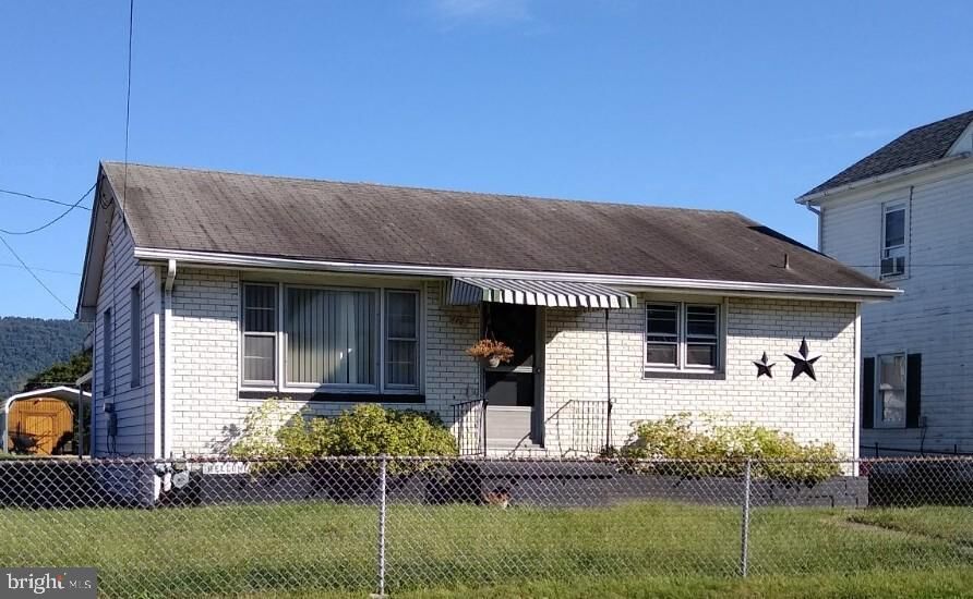 Property Photo: 110 Maple Street MD 21502